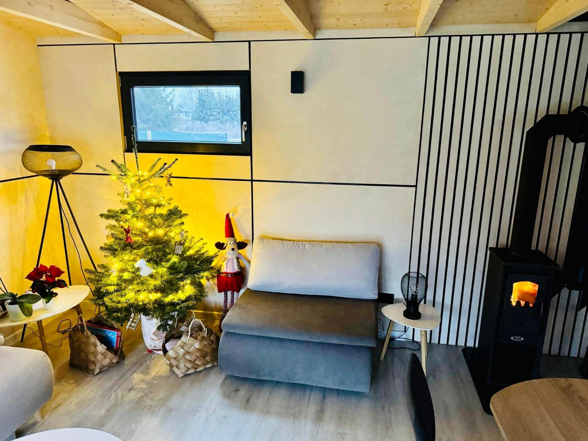 Domcek Pod Vezami S Virivkou A Grilom, Pri Termalnom Kupalisku Apartment Liptovsky Jan Bagian luar foto